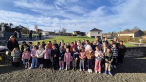 De nombreux enfants sont venus célébrer la fin de la première guerre mondiale. Merci à eux et à leurs familles.